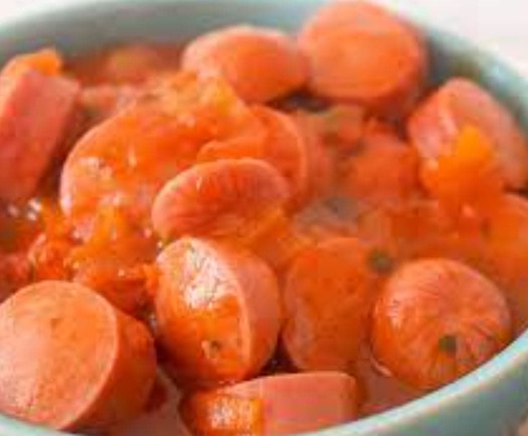 Salsicha ao molho