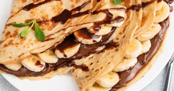 Crepe de brigadeiro e banana