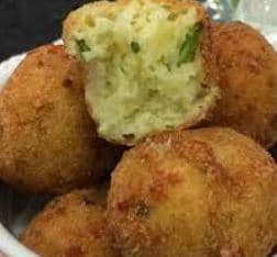 Bolinho de arroz de couve-flor