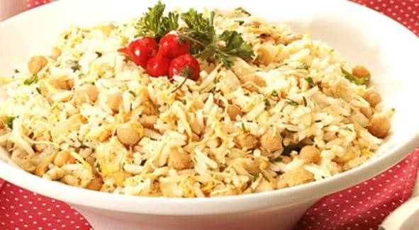 Frango com grão-de-bico